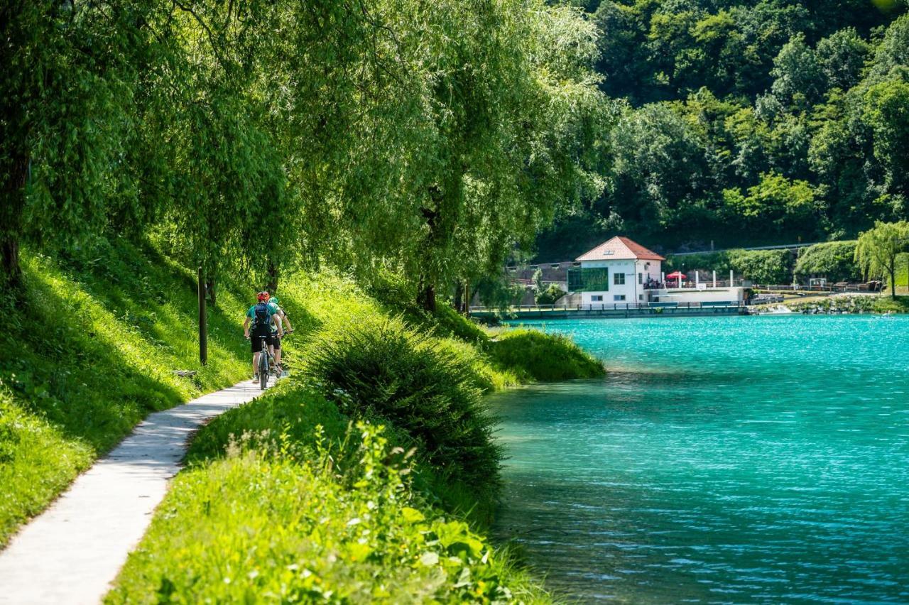 House By The Lake Most na Soči Zewnętrze zdjęcie